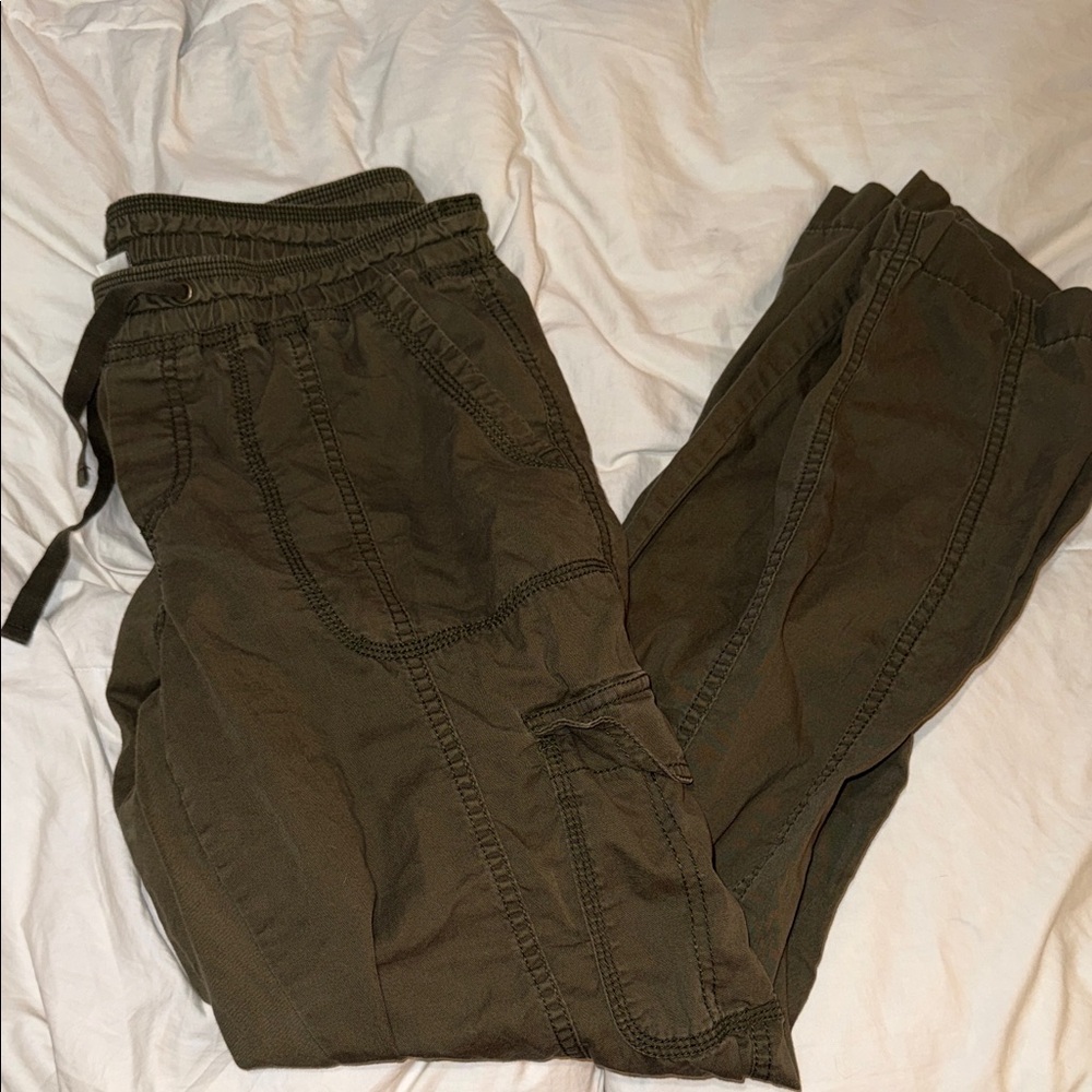 Old Navy Khaki Cargo Pants